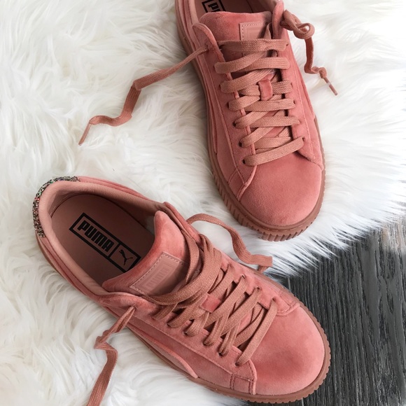 puma velvet platform shoes